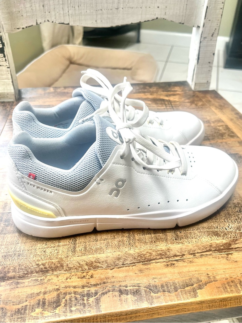 On Running The Roger sneaker